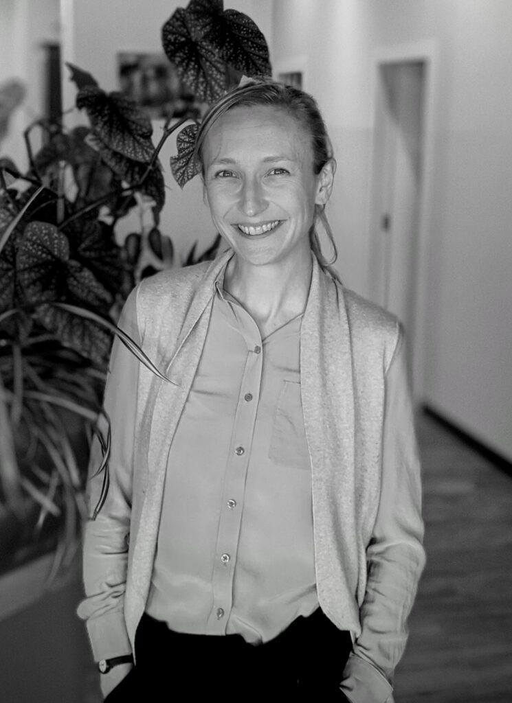 Dr. Katie Field, BSc, ND